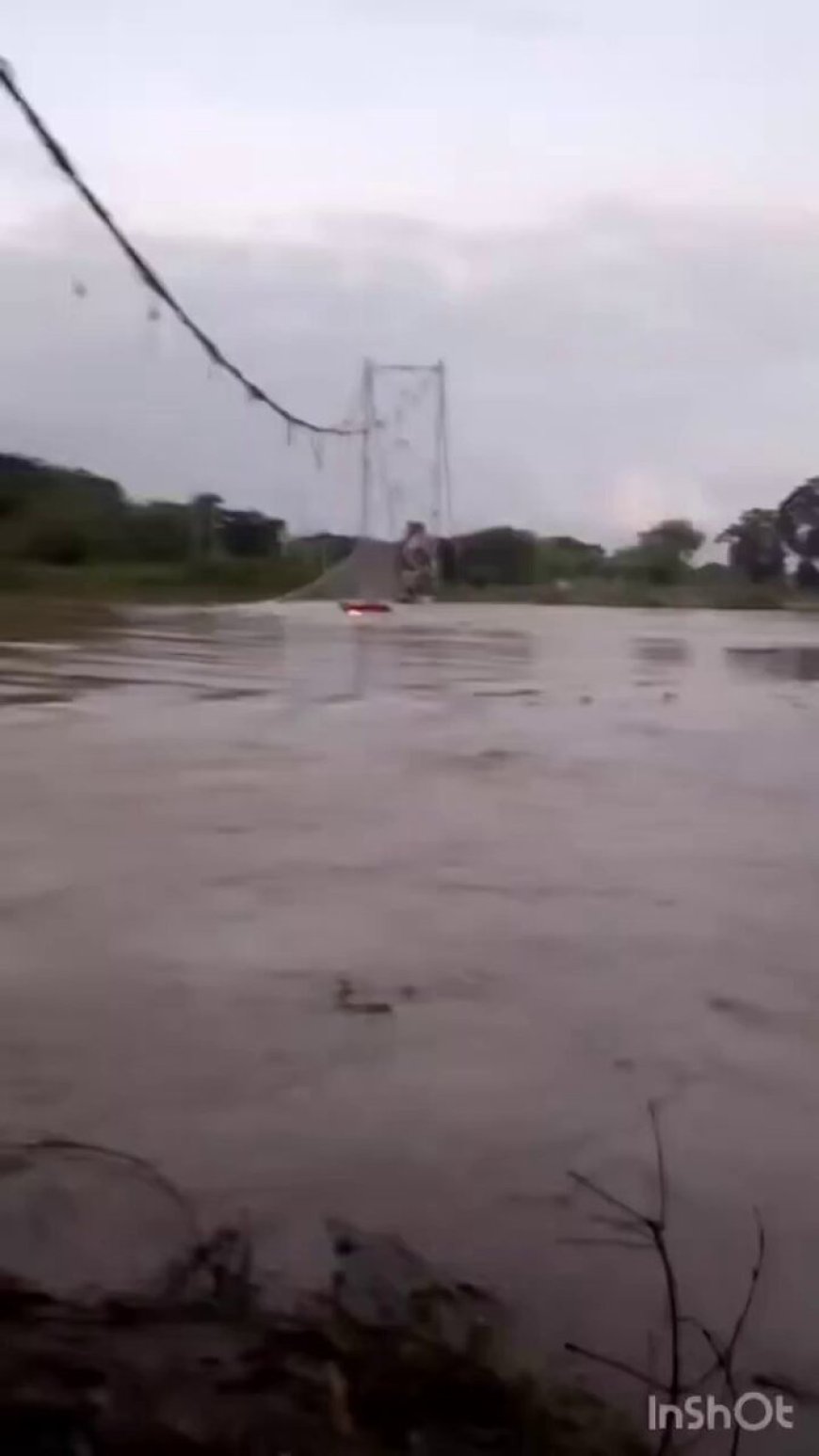 Urgente: Colapso del puente Gonzalo Icaza Cornejo en Daule